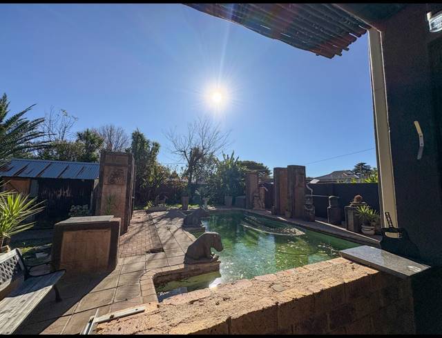 3 BEDROOM HOUSE FOR SALE IN BRENTHURST